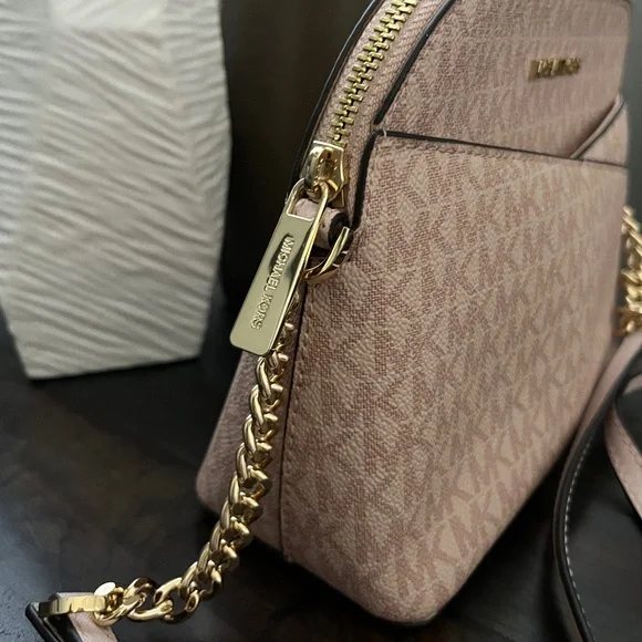 MICHAEL MICHAEL KORS Jet Set Travel Medium Logo Dome Crossbody Bag Pink - Picture 5 of 16